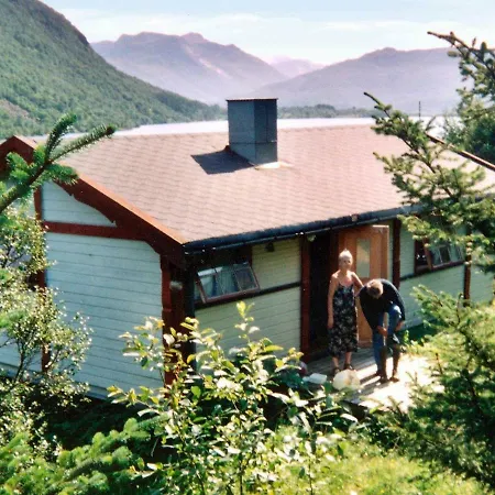Two-bedroom In Engavagen 1